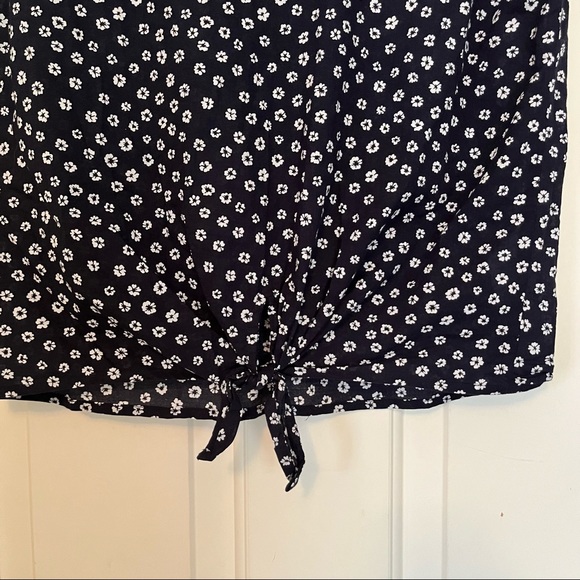 J. Crew Tie Front Blouse XXS - Picture 2 of 6